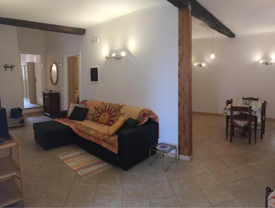 Casa Fiorini Apartment Терачина Екстериор снимка